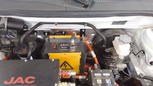 Freio de acionamento hidráulico, ABS e bomba de vácuo elétrica para o servo freio