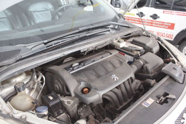 Motor 2.0 16V gasolina entrega potência de 143 CV a 6.000rpm e torque de 20 kgfm a 4.000 rpm