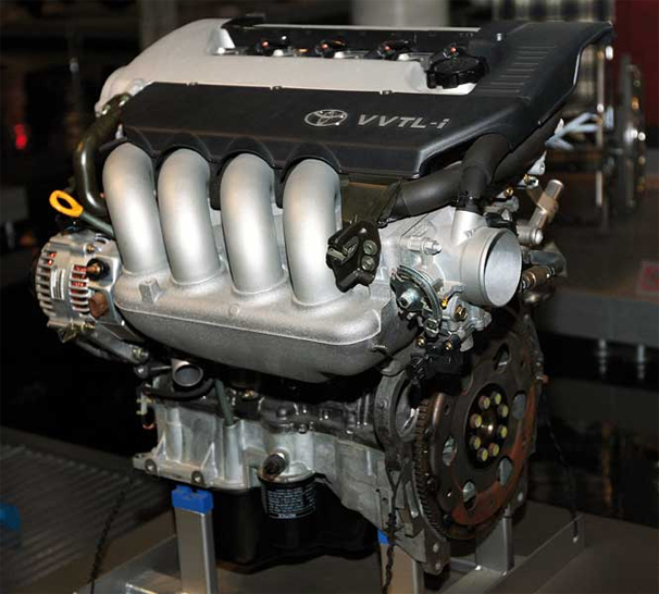 Equipado com comando de válvulas variável, o motor 2ZZ-GE 2.0 16V da Toyota atinge 8500 rpm de fábrica 