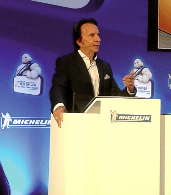 Emerson Fittipaldi ressalta a importância da iniciativa da Michelinlin, em São Paulo (SP)