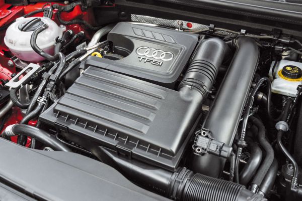 Motor 1.4 tem injeção direta de combustível e elimina a necessidade do tanquinho de partida a frio