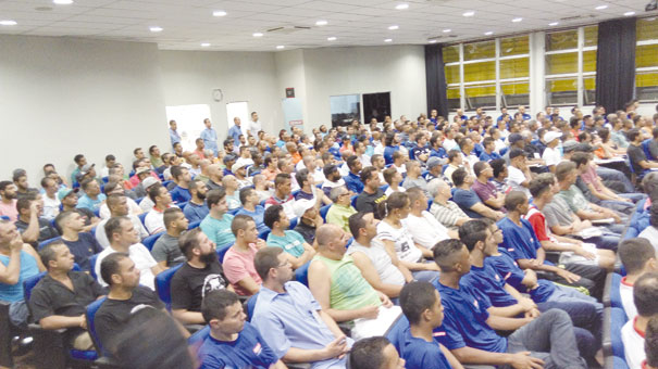 A palestra da Delphi, em Suzano, contou com a presença de mais de 200 reparadores
