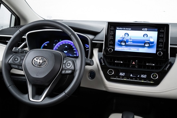 Toyota lança linha 2020 do Corolla com mudanças no visual e motor 