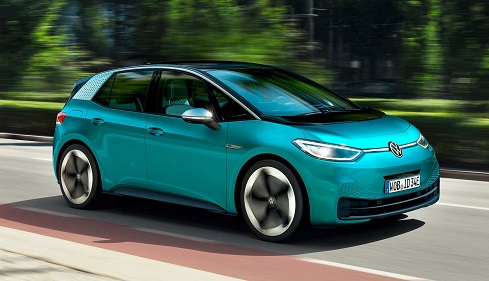 Volkswagen lança hatch 100% elétrico